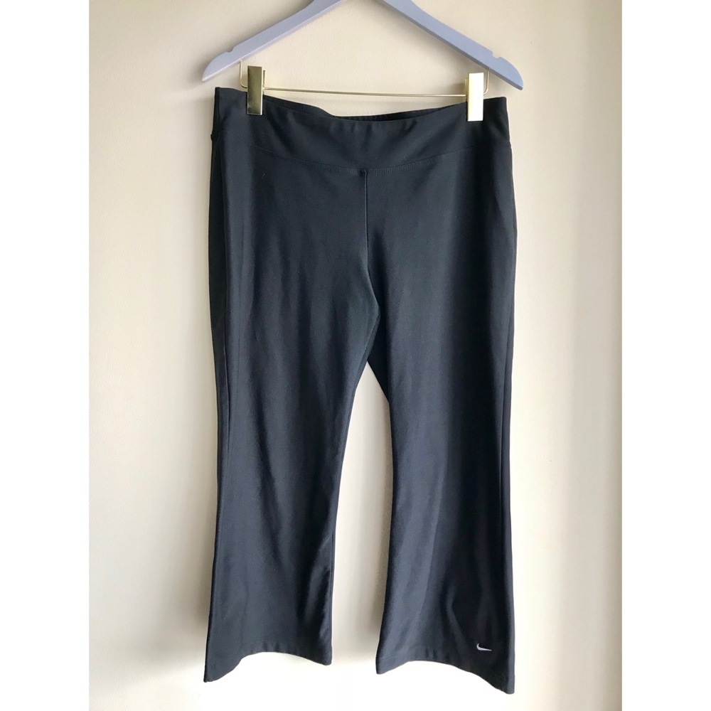 Nike Dri Fit Black Capri Training Pants Size Large